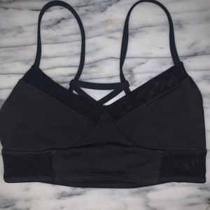 Black sports bra